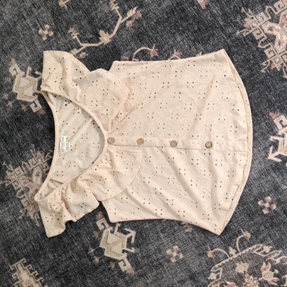 Cream lace blouse medium